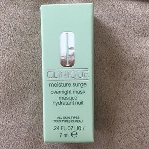 Clinique moisture surge overnight mask 🍀